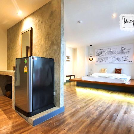 Boutique Poo-Yai Lee Hotell Bangkok Eksteriør bilde